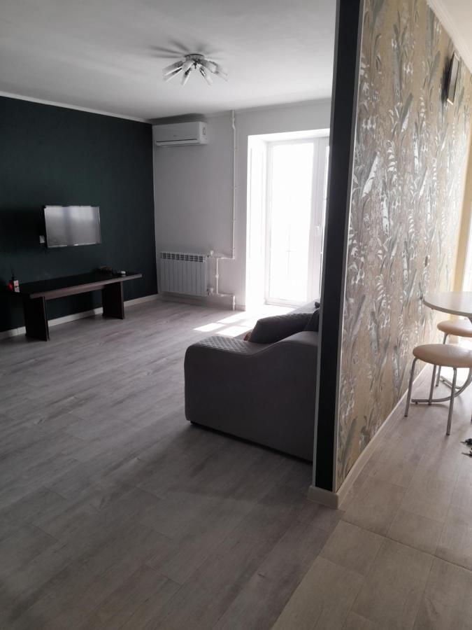 Изумруд Apartment Uralsk Bilik gambar