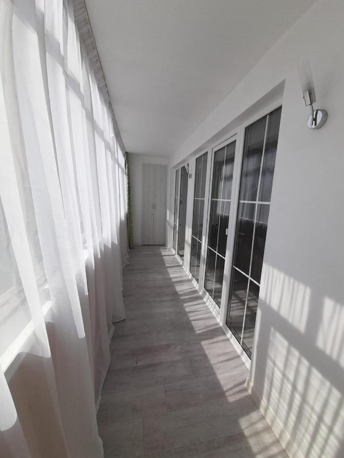 Изумруд Apartment Uralsk Luaran gambar